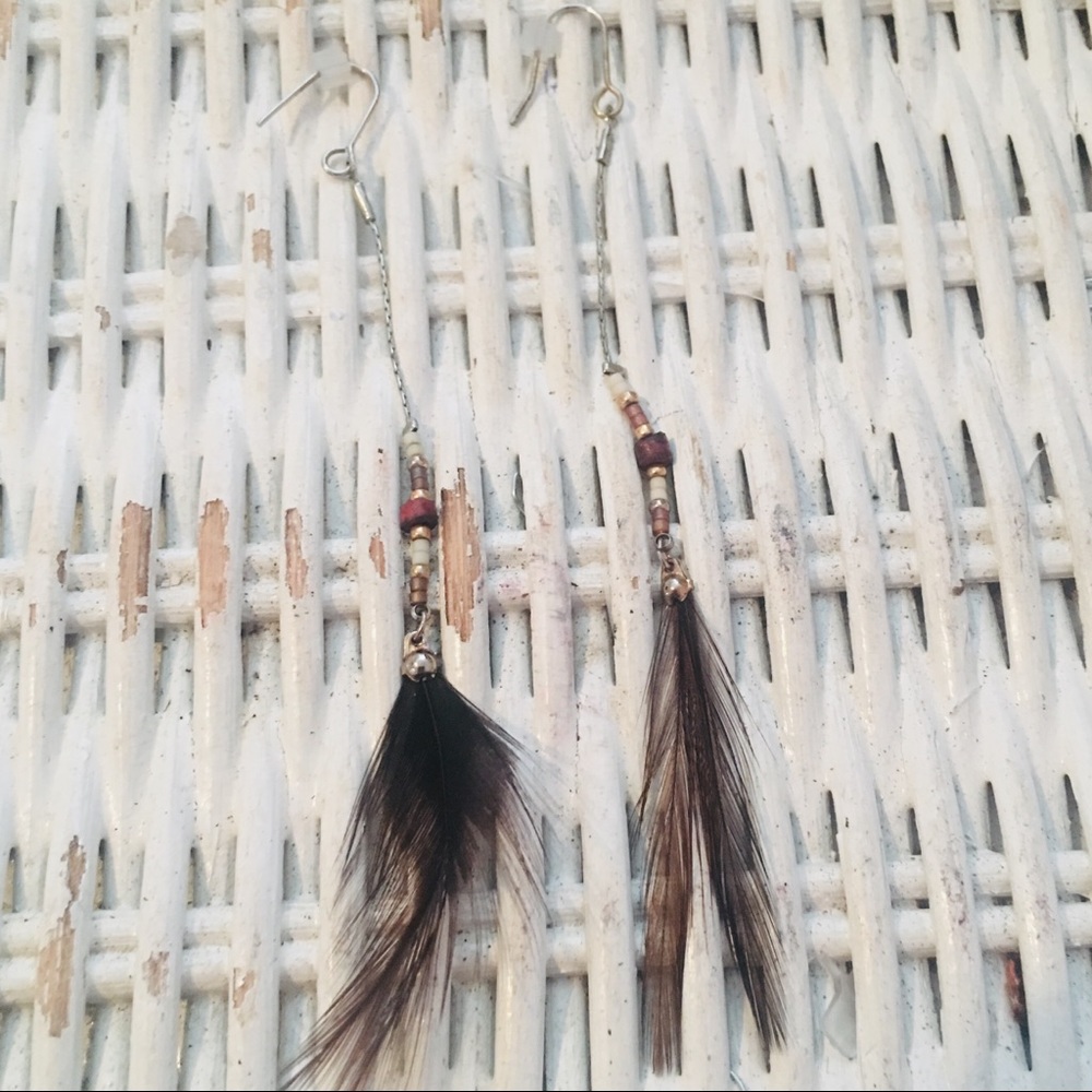 $4 W/ BUNDLE Feather Boho Beaded Dangly Earrings